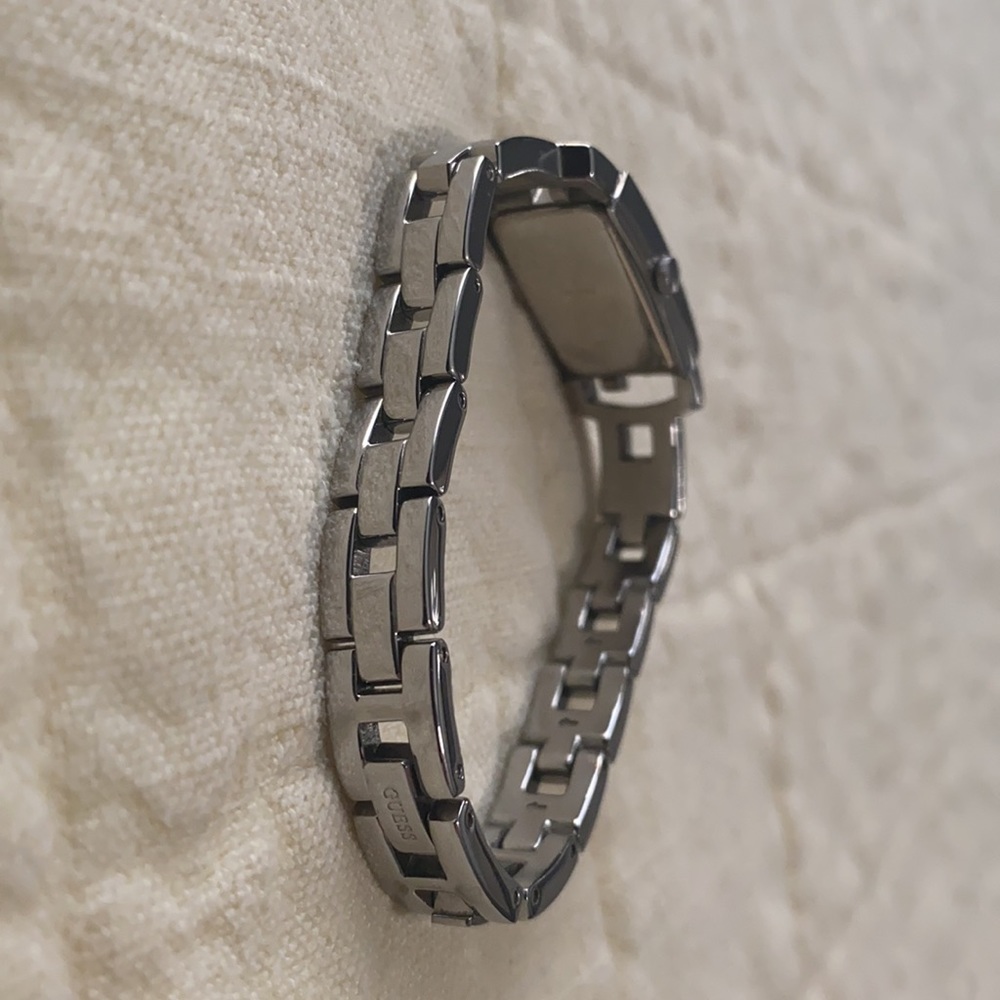 Guess Watch - Picture 5 of 6